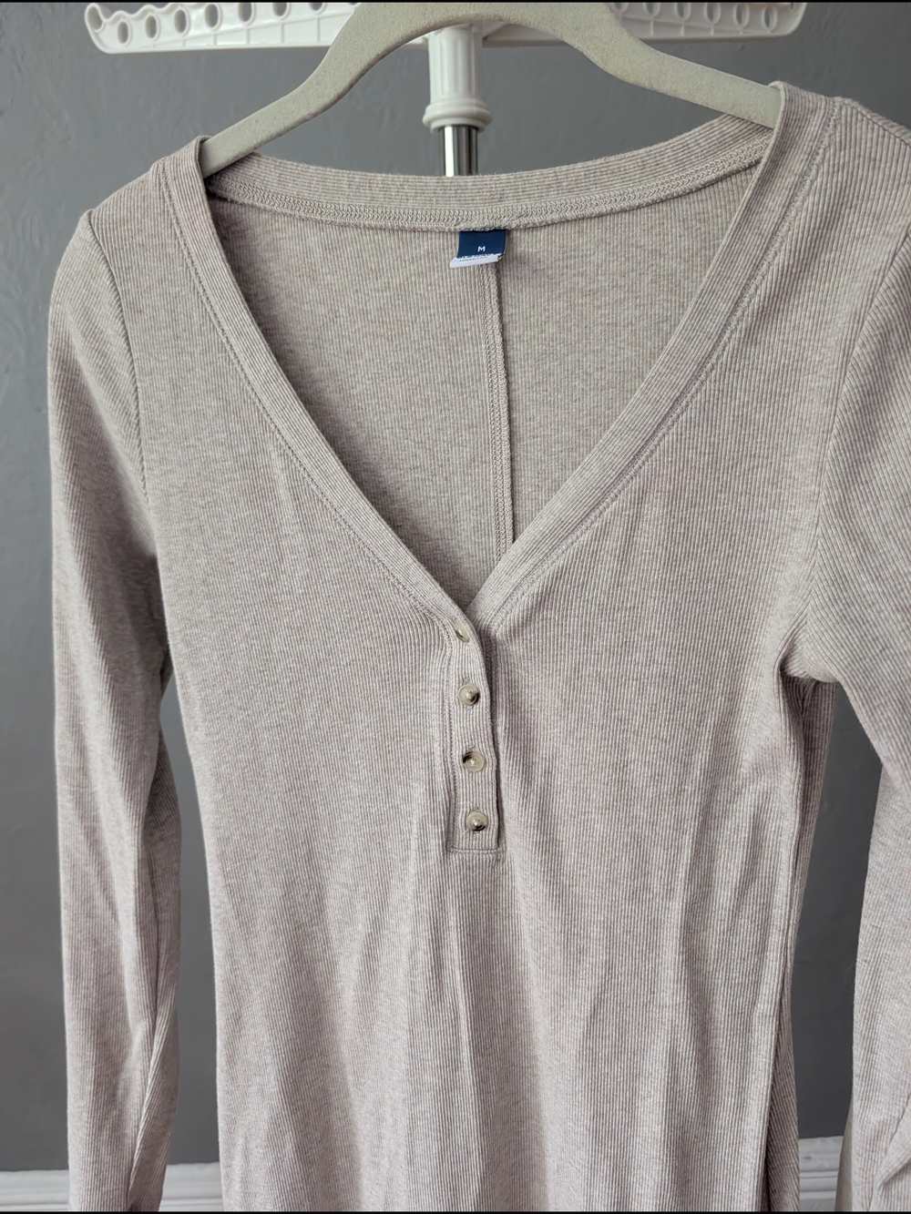 Old Navy Long Sleeve Henley Maxi Dress in Light Beige - Picture 5 of 6